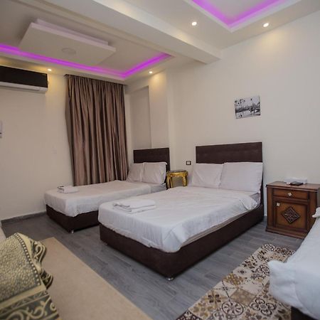 Cairo Pyramids View Inn Kafret el-Gabal Rom bilde