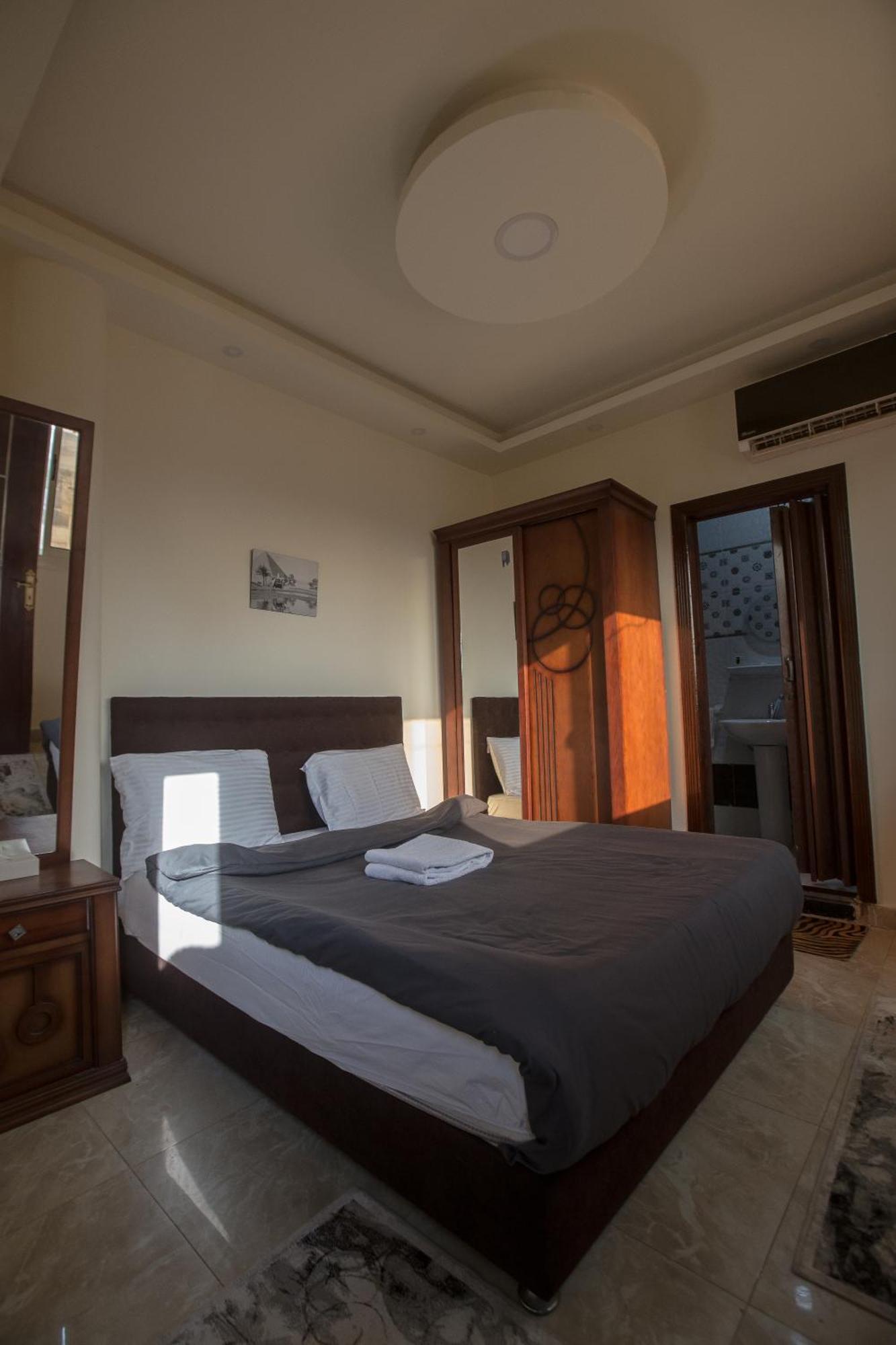 Cairo Pyramids View Inn Kafret el-Gabal Rom bilde